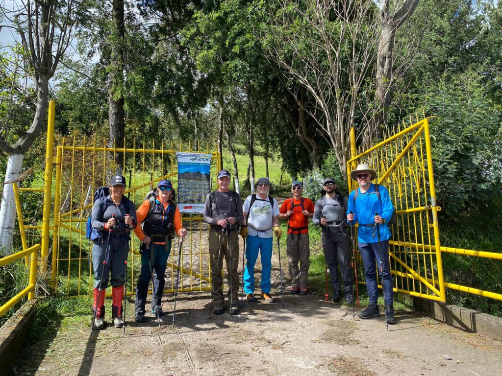 The group at the start of the hike